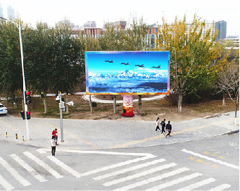 钦州户外大屏广告投放要点。